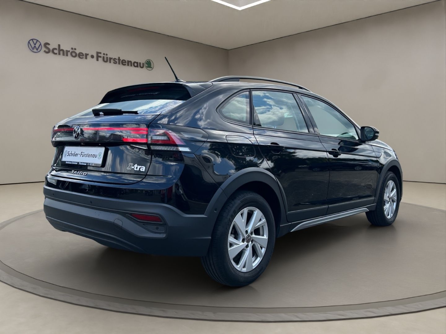 Volkswagen Taigo 1.0 TSI DSG Life - Samsaru's Car Outlet