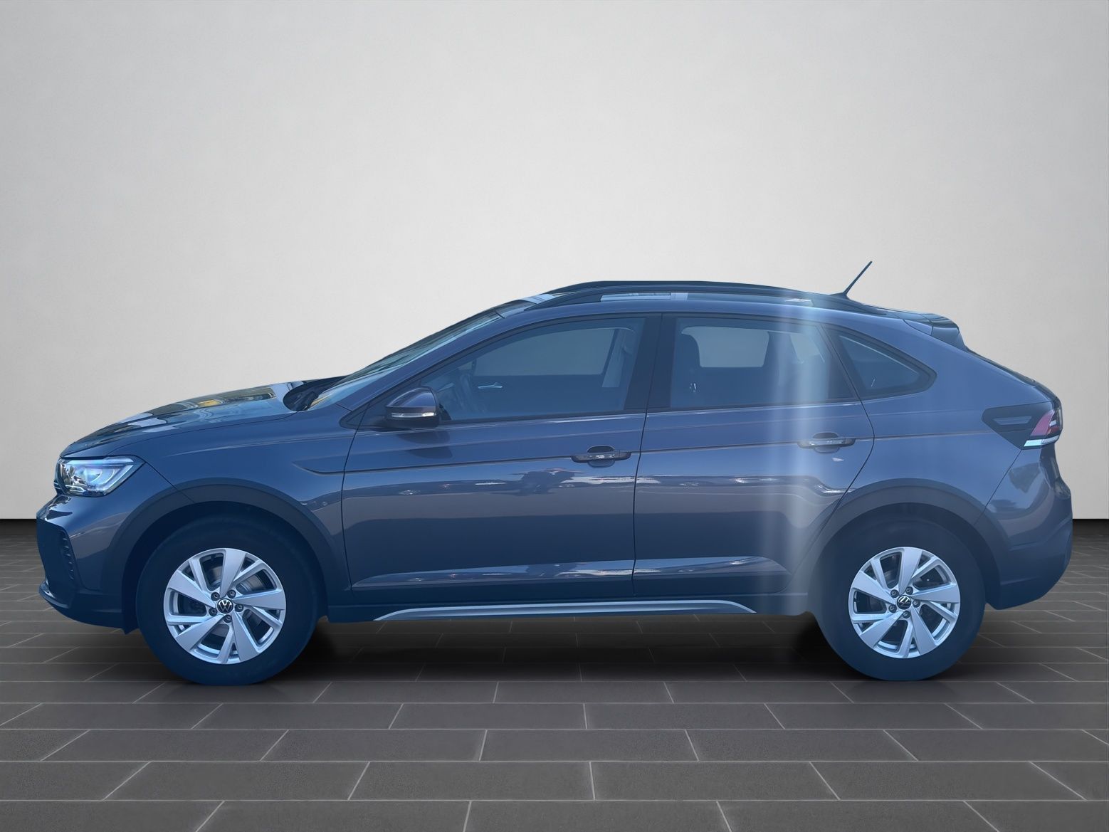Volkswagen Taigo 1.0 TSI Life - Samsaru's Car Outlet