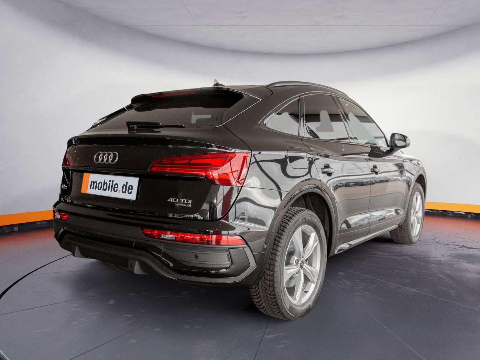 Audi Q5 Sportback 40 TDI quattro S-line - Samsaru's Car Outlet