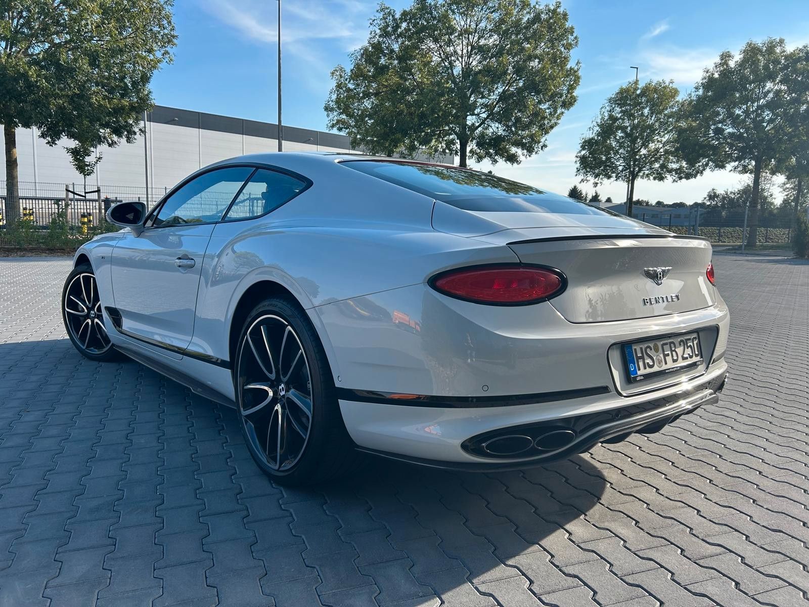 Bentley Continental GT V8 Mulliner - NAIM / PANO