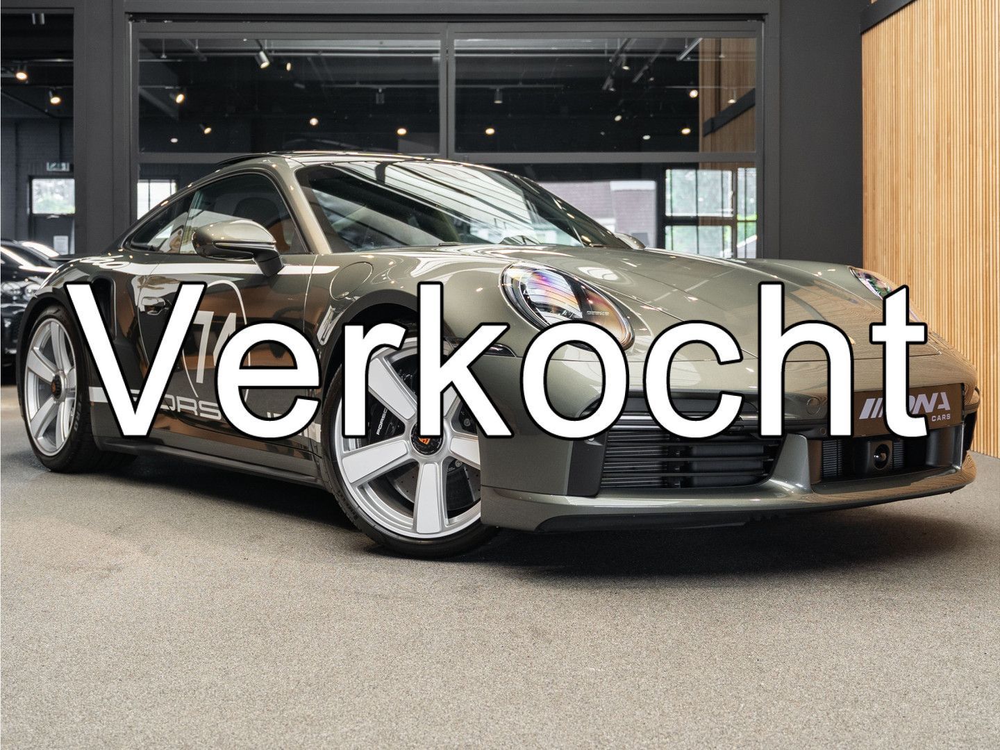 Porsche 992 992 Turbo 50 Years 1/1974 Burmester Leder 91