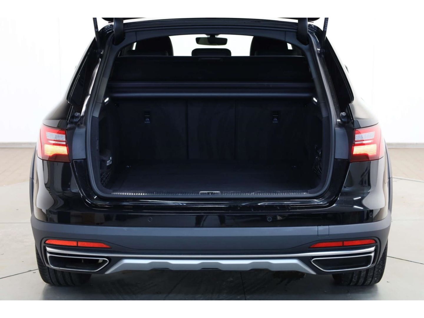 Audi A4 allroad 40 TDI quattro AHK/Leder/RFK/NAV/Memo