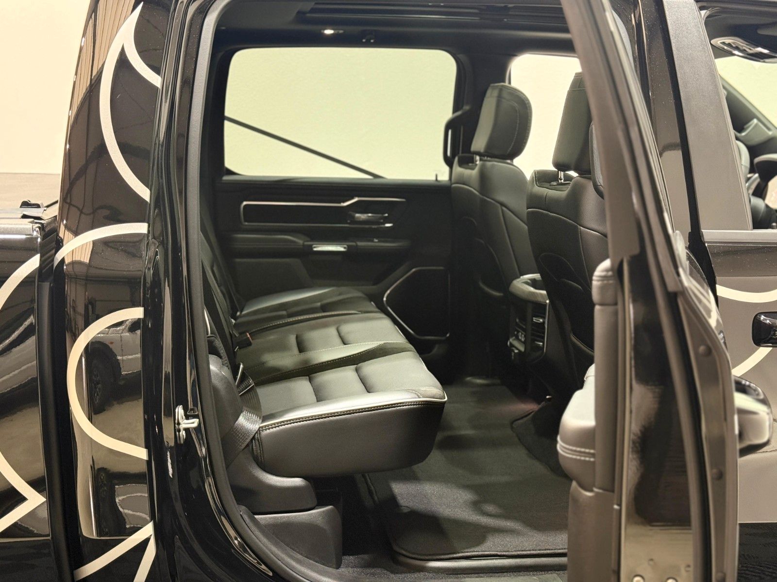 Dodge RAM 1500 Laramie Sport MY25 *LPG,REVOLVER,AHK*