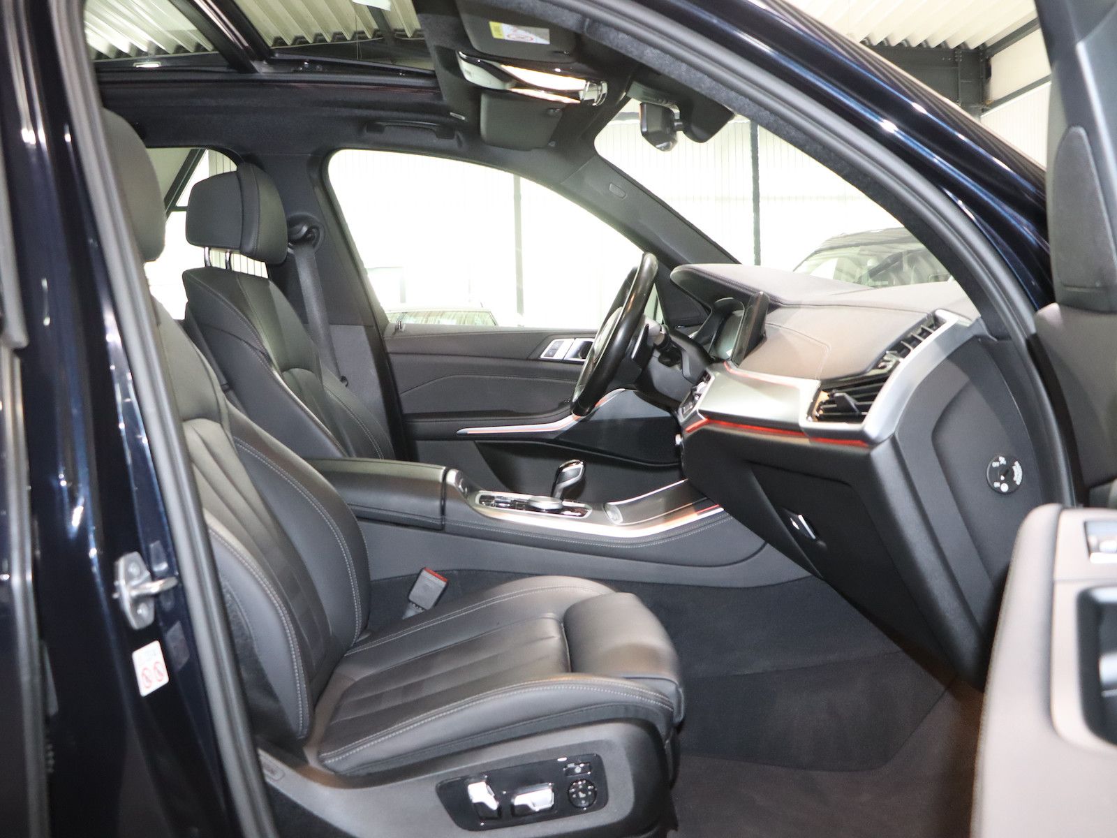 BMW X5 xDrive 40d M-SPORTPAKET / 7-SITZER / PANORAMA