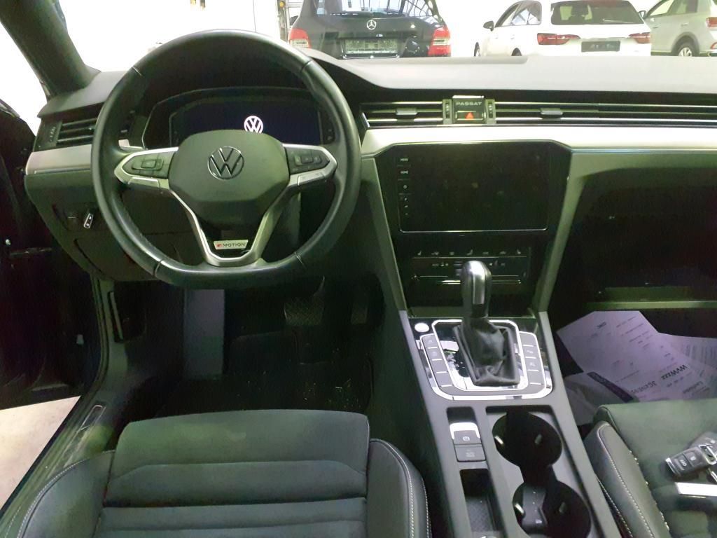 Volkswagen Passat Variant 4Motion *AHK*PANO*360°*ACC*MATRIX