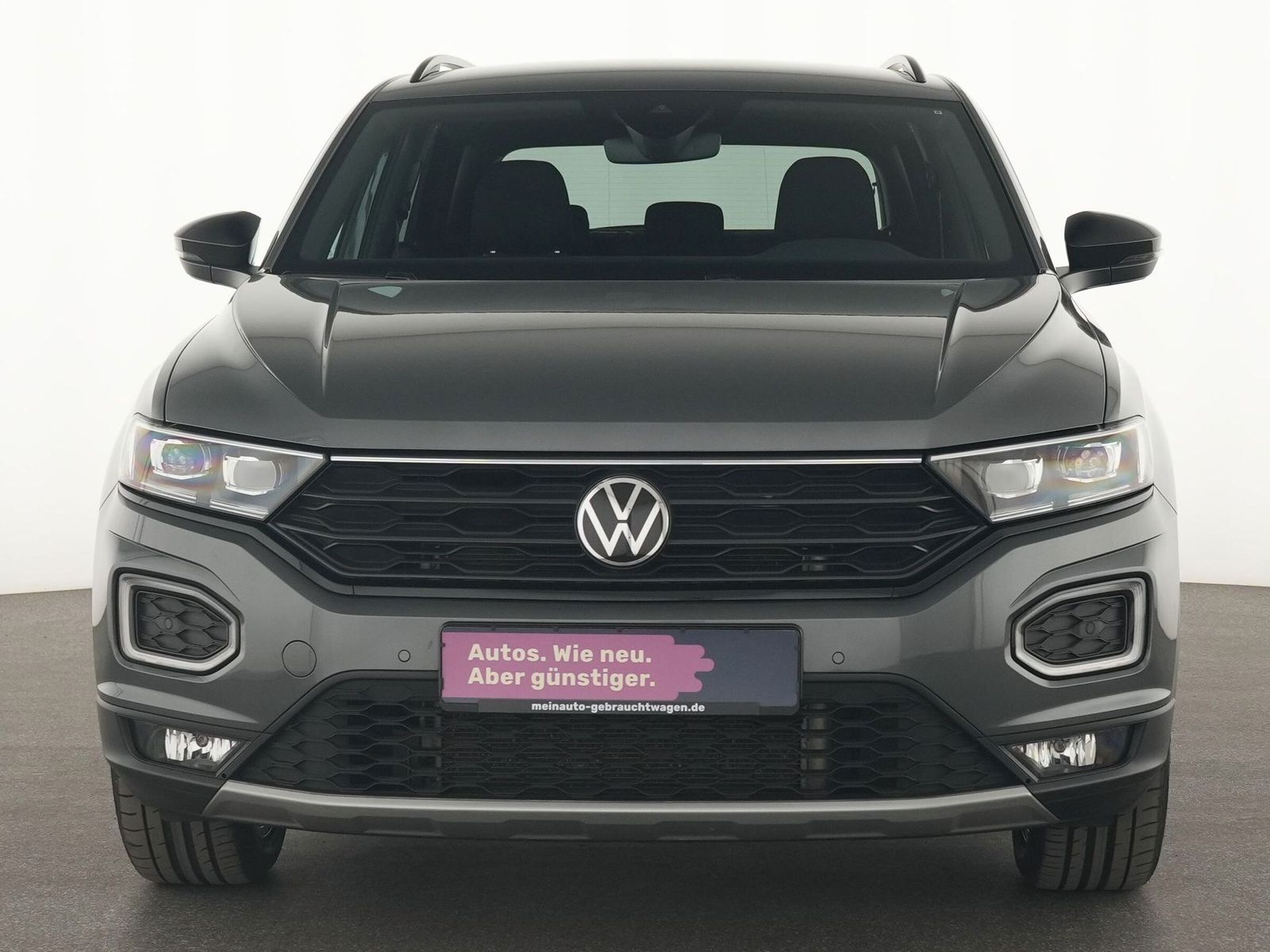 Volkswagen T-Roc Sport - Samsaru's Car Outlet