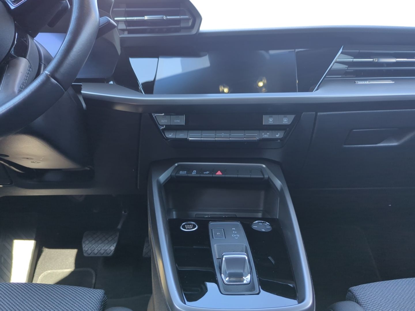Audi A3 Sportback S line 45 TFSIe - Samsaru's Car Outlet