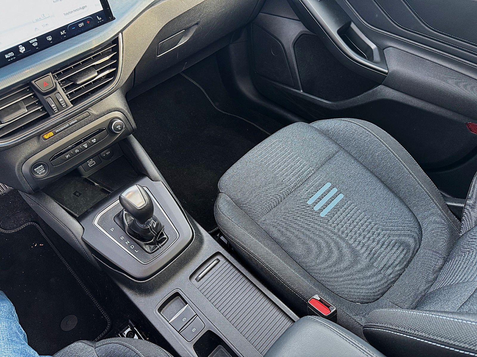 Ford Focus Turnier Active X mHEV Automatik