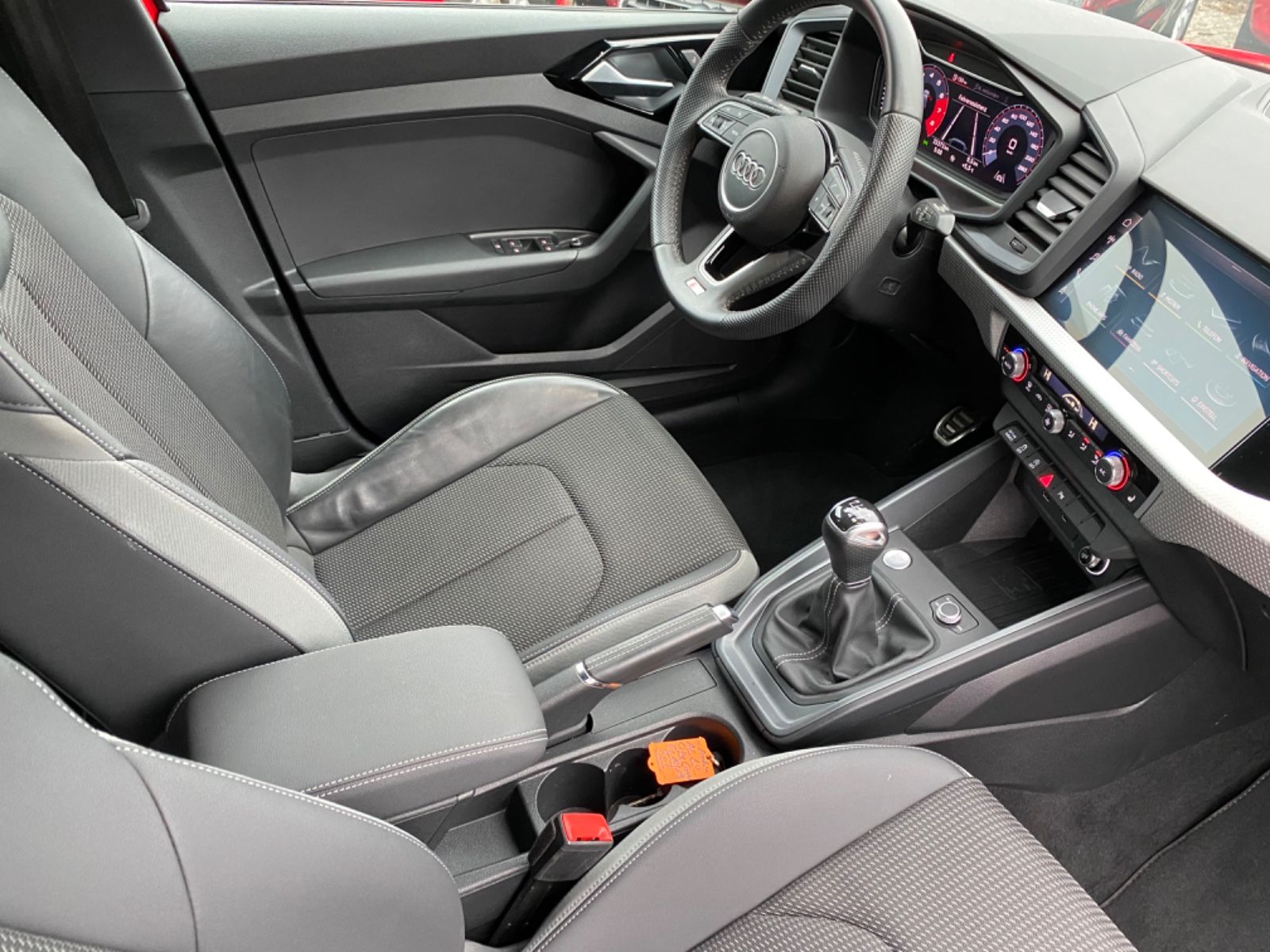 Audi A1 citycarver 30 TFSI S-line - Samsaru's Car Outlet