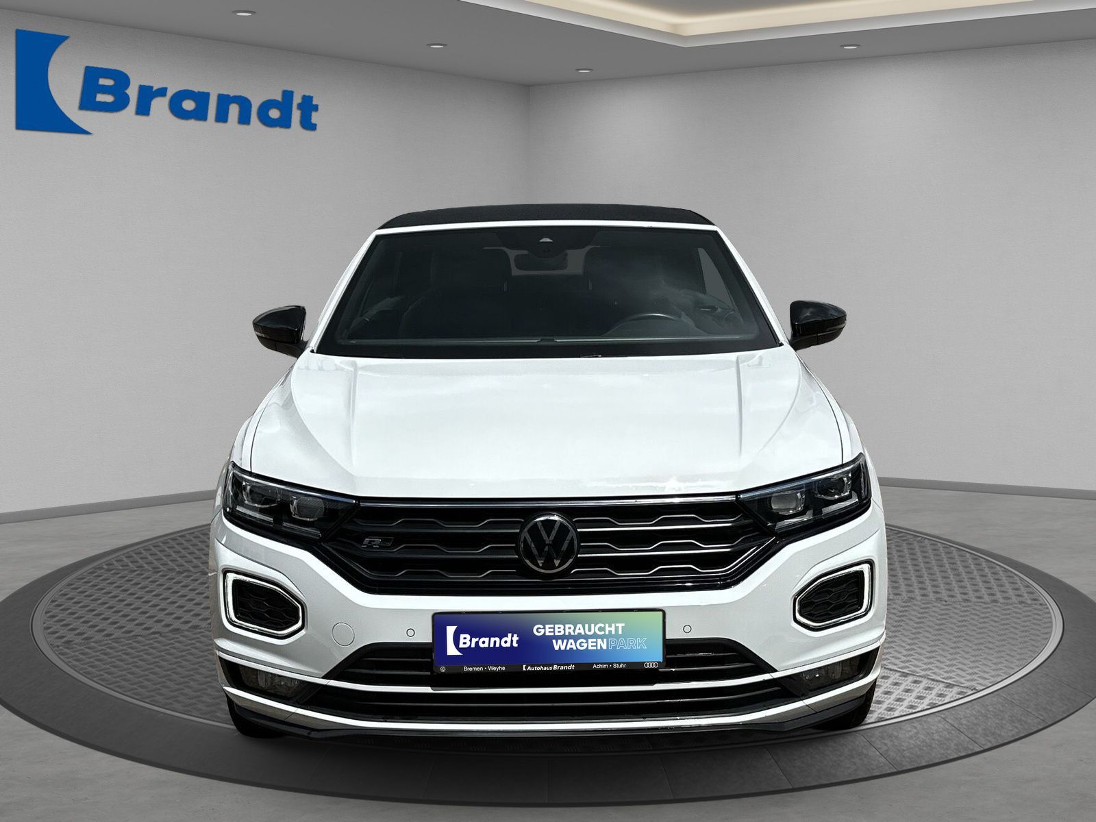 Volkswagen T-Roc R-Line - Samsaru's Car Outlet