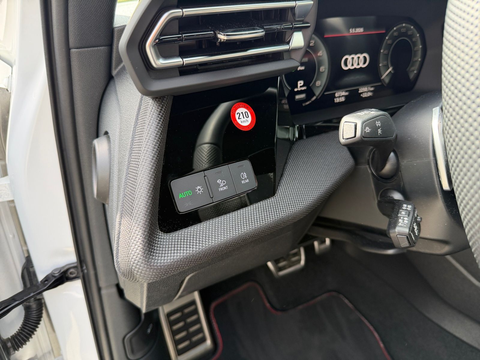 Audi A3 Sportback TFSI e S-LINE INT LED+SONOS+RFK+AHK