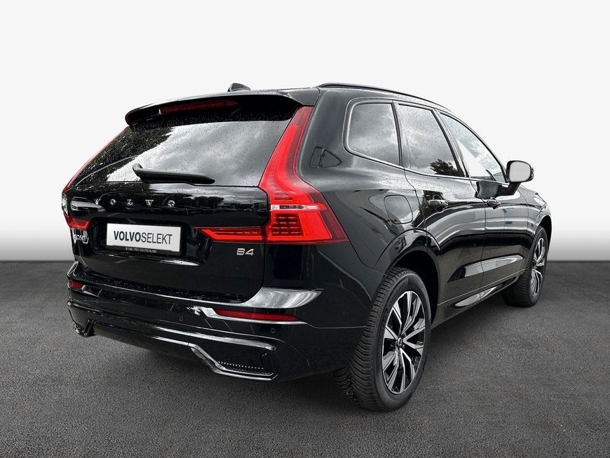 Volvo XC60 B4 B Plus Dark - Samsaru's Car Outlet