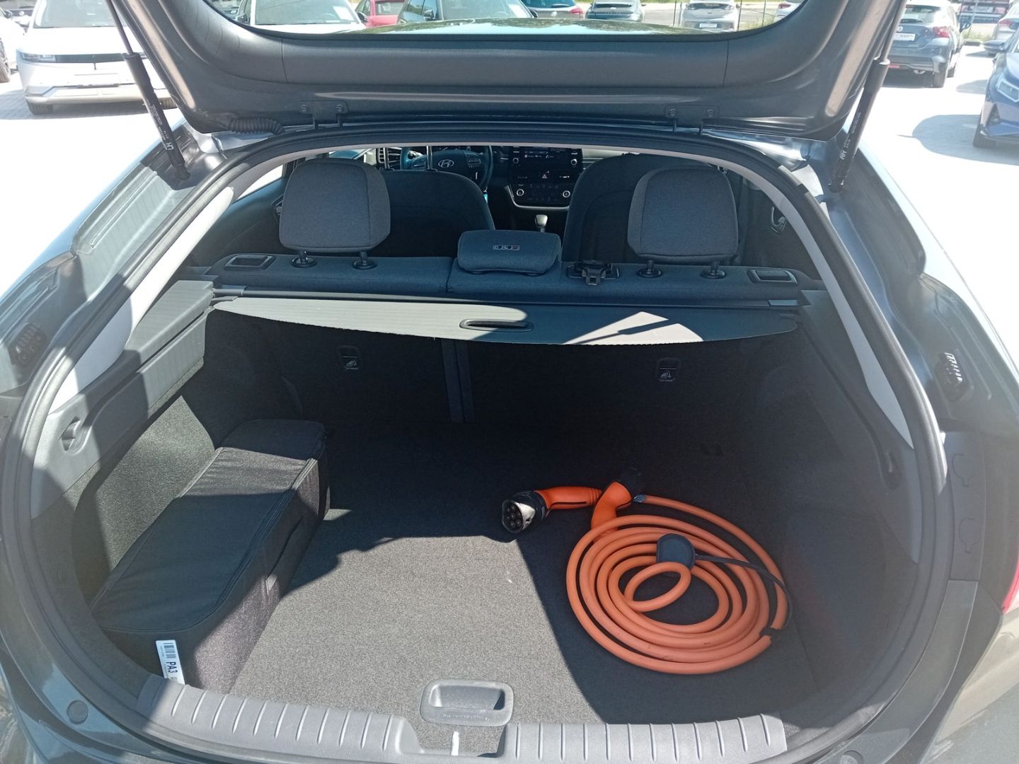 Hyundai IONIQ Plug In Hybrid PHEV Trend - Samsaru's Car Outlet