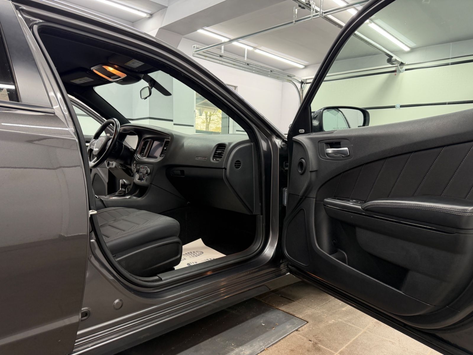 Dodge Charger 3.6 SXT Blacktop Last Call/Alpine/Carpla
