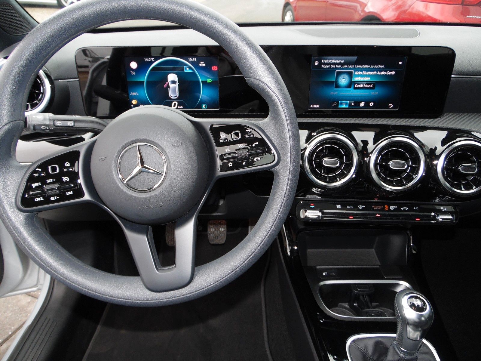 Mercedes-Benz A 200 - Samsaru's Car Outlet