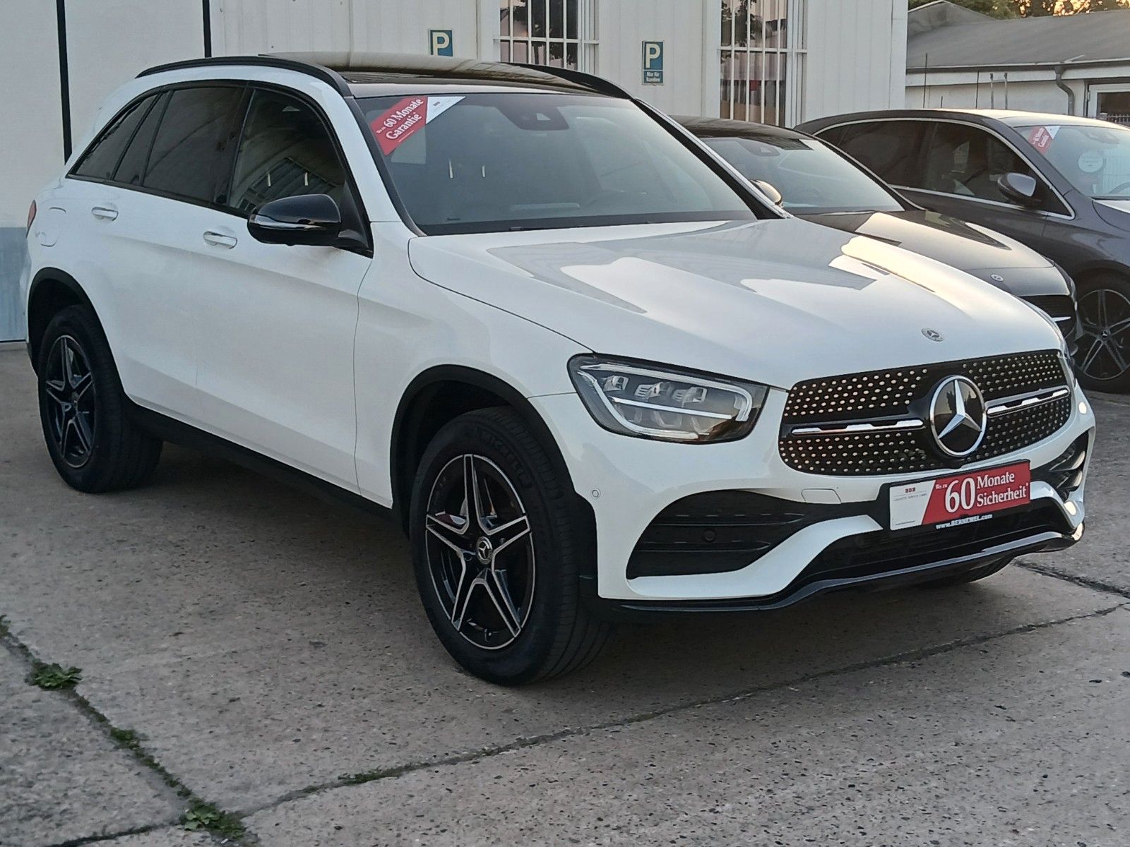 Mercedes-Benz GLC300de AMG 4M_360_Panorama_Leder_Sitzklima_LED