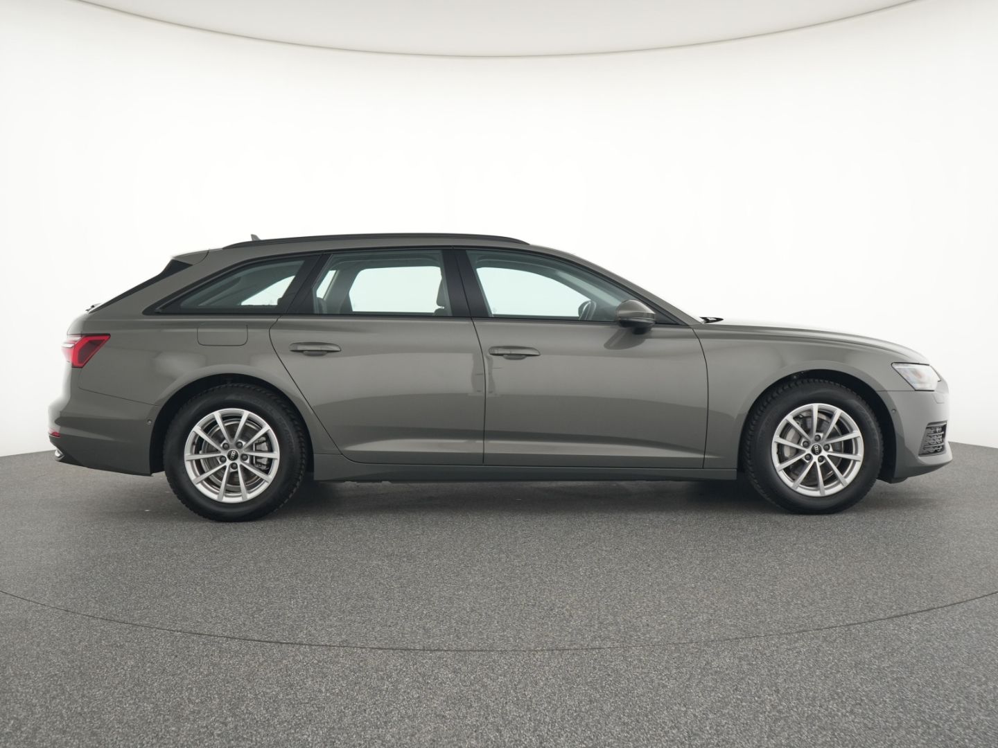 Audi A6 40 TDI Avant S-Tronic - Samsaru's Car Outlet