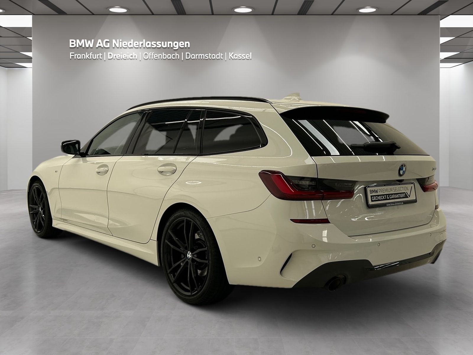 BMW 320i M Sport - Samsaru's Car Outlet