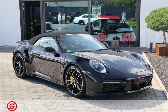 Porsche 992 - 911 Carrera 3.8 Turbo S cabrio BURMESTER
