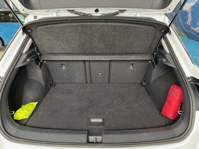 Volkswagen T-ROC Active - Samsaru's Car Outlet