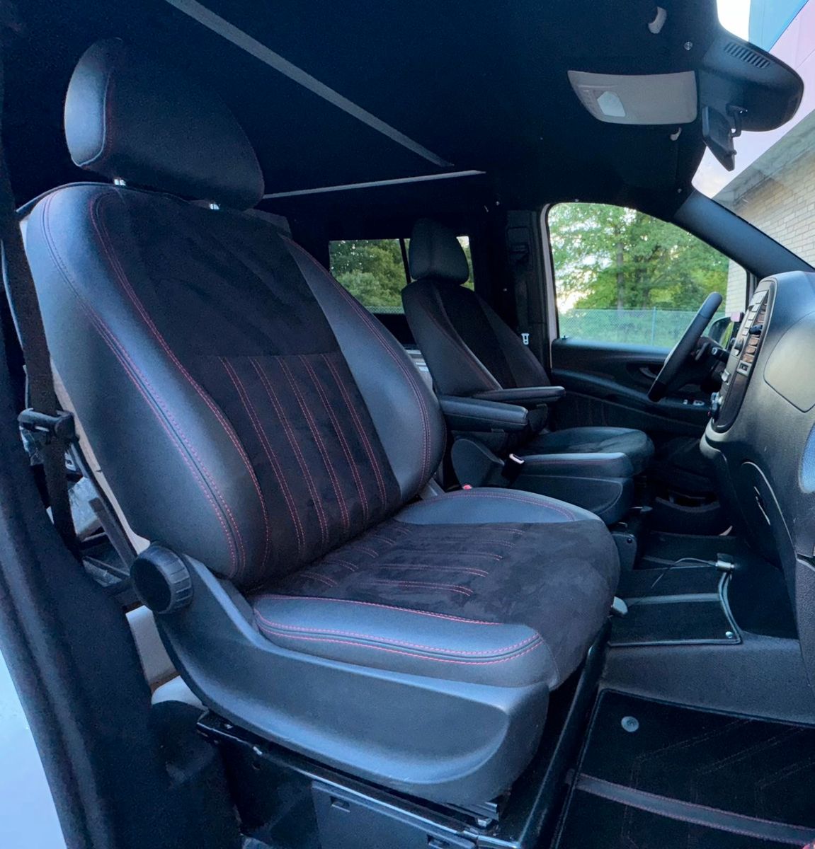 Mercedes-Benz VITO V220 - Samsaru's Car Outlet