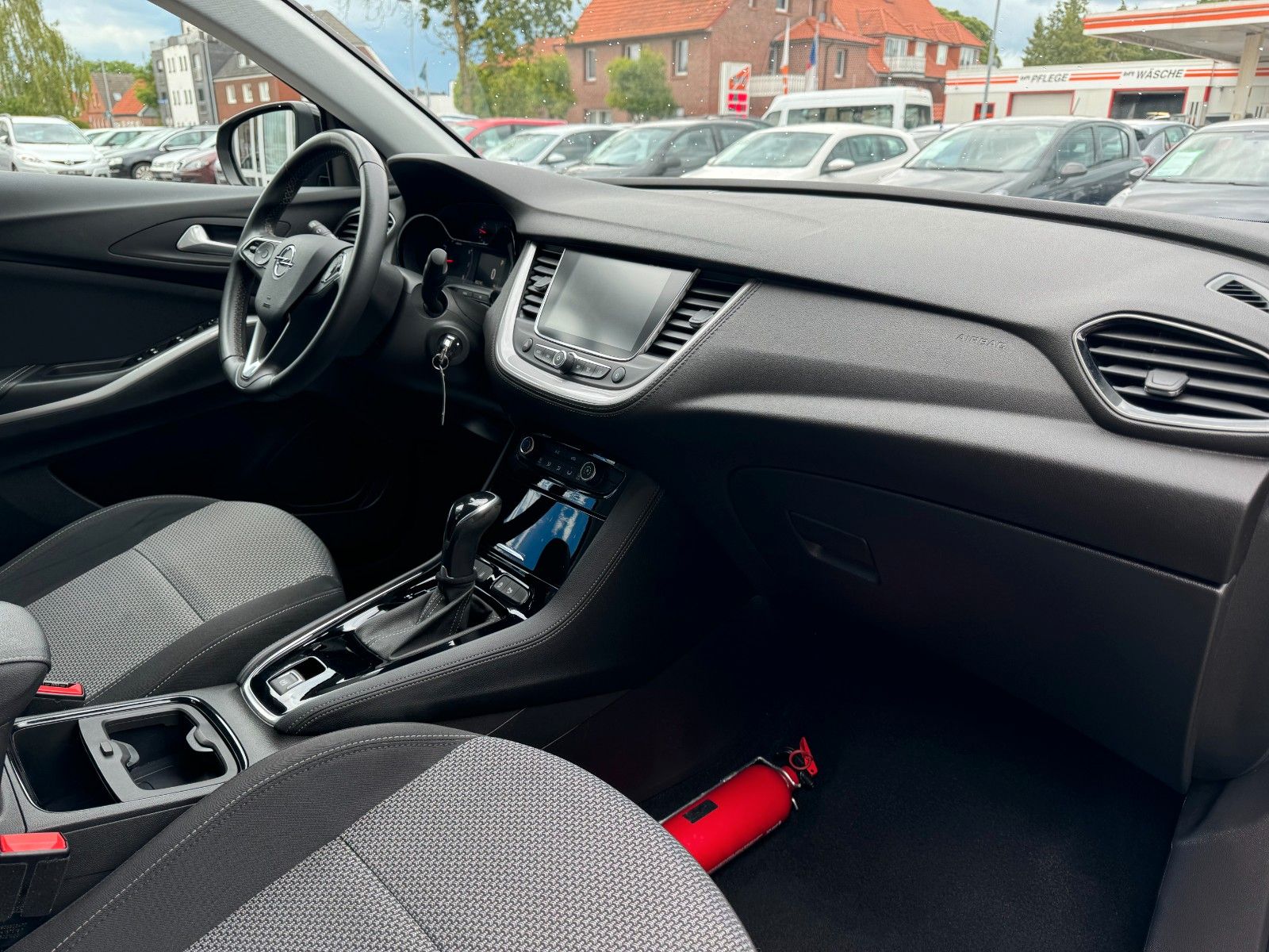 Opel Grandland Business Edition - Samsaru's Car Outlet