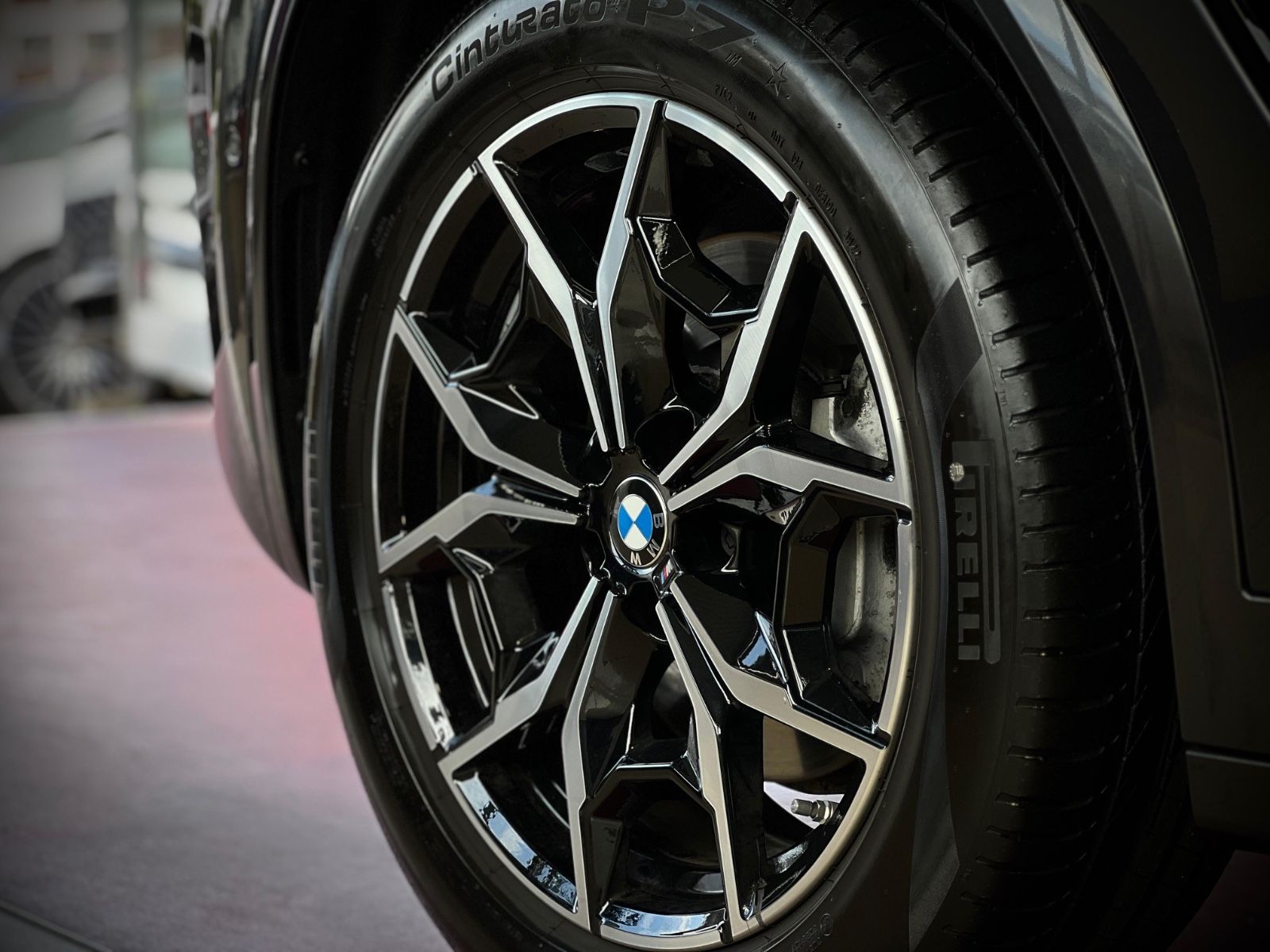 BMW X3 xDrive 30i M-Sportpaket - Samsaru's Car Outlet