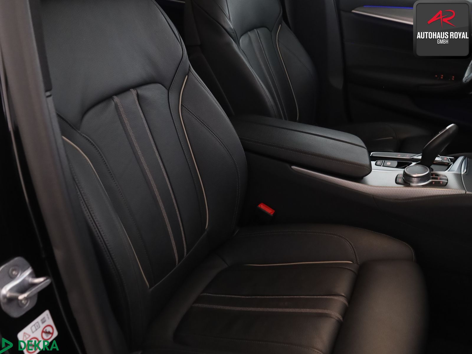 BMW 530 e x Drive M SPORT SHADOW HUD,KEYLESS,KAMERA
