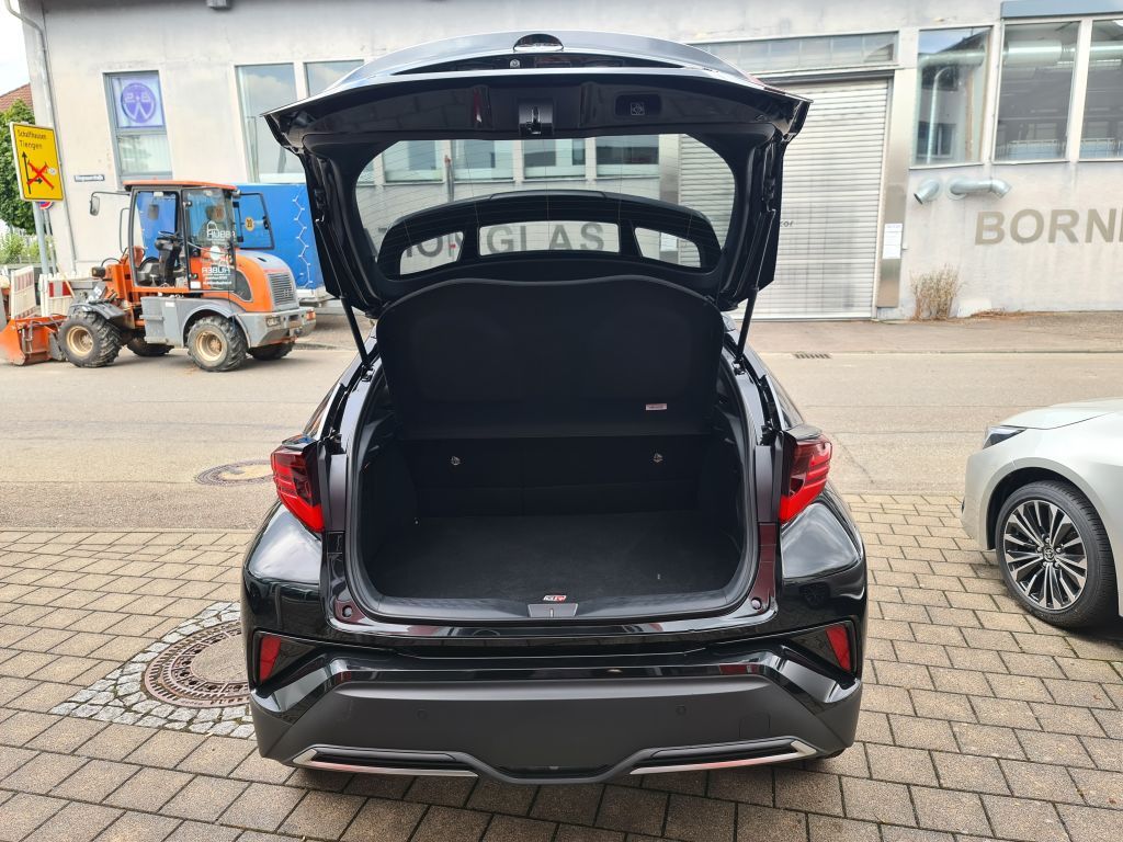Toyota C-HR 2.0 Hybrid GR Sport Black - Samsaru's Car Outlet
