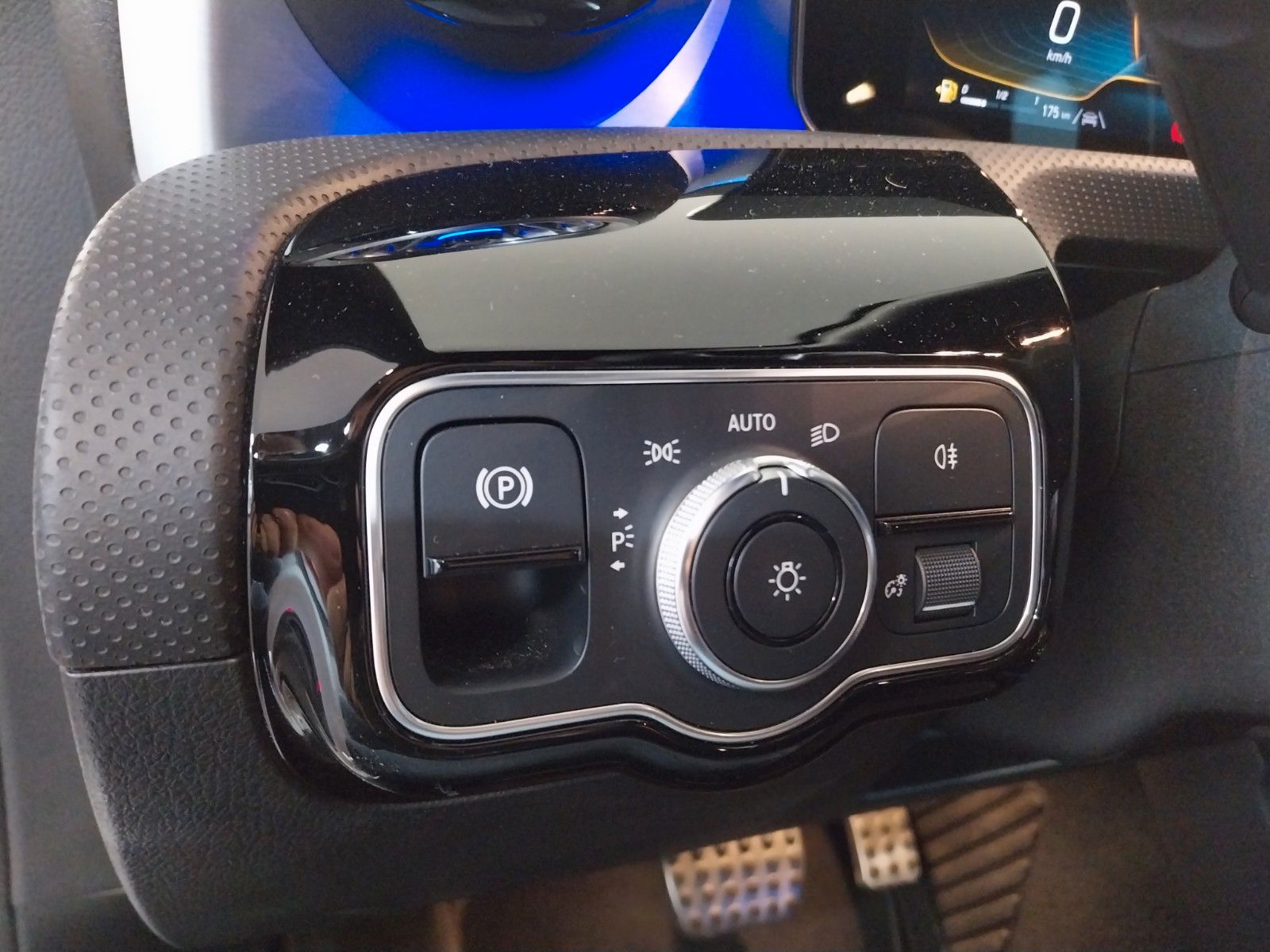 Mercedes-Benz CLA 35 AMG 4Matic - Samsaru's Car Outlet