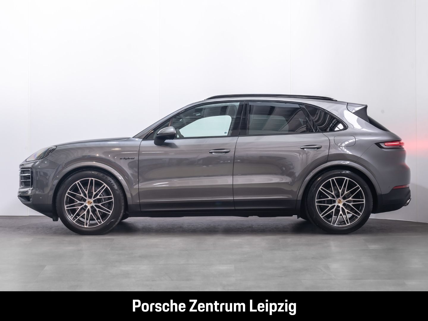 Porsche Cayenne E-Hybrid Sportabgas HeadUp Massage ACC