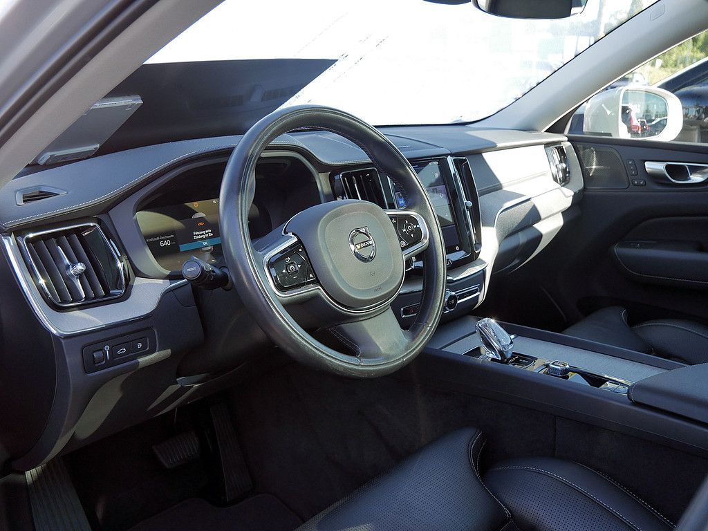 Volvo XC60 T8 Recharge Inscription FACEL. STANDHZ LED