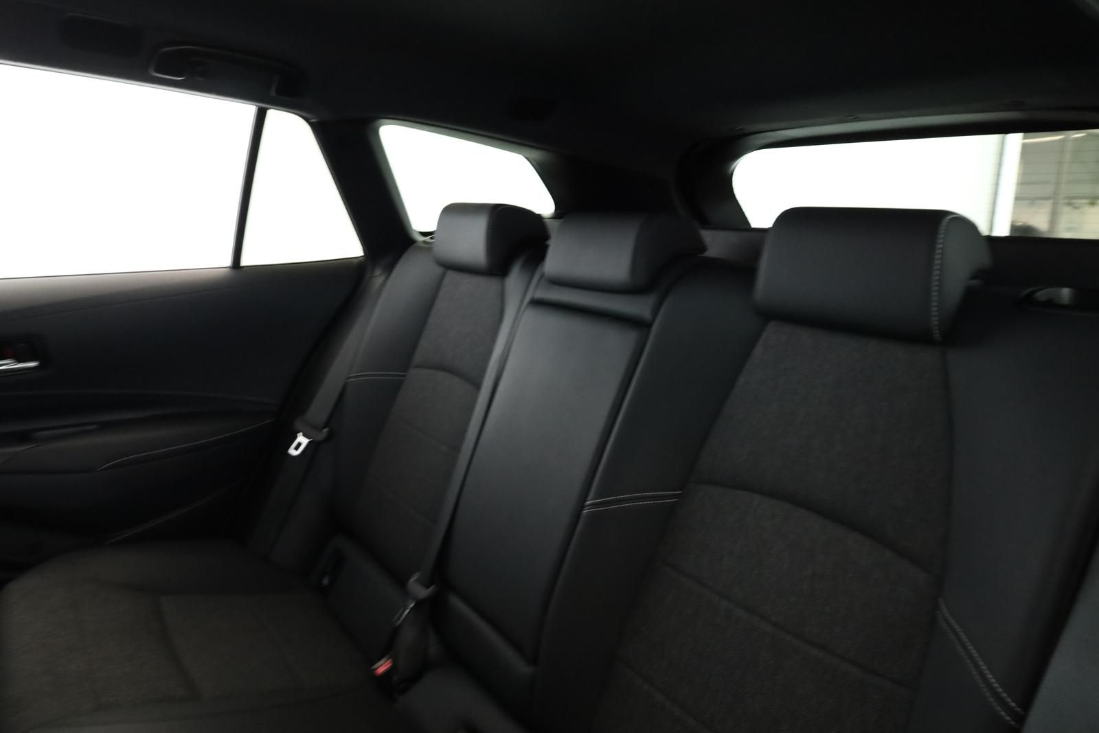 Toyota Corolla Touring Sports 1.8 CVT Team D Navi Kam