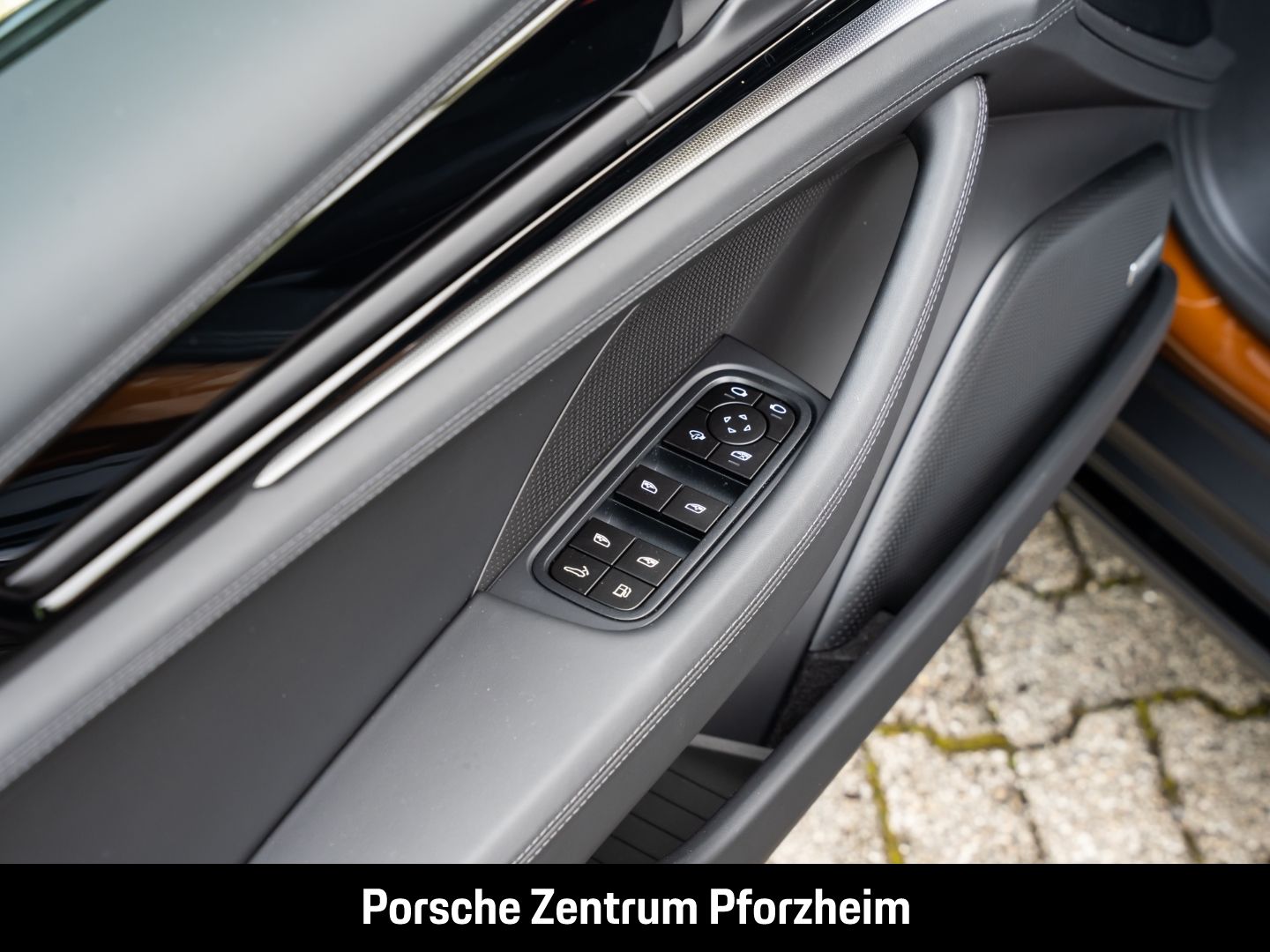 Porsche Panamera 4 E-Hybrid SportDesign Paket HD-Matrix