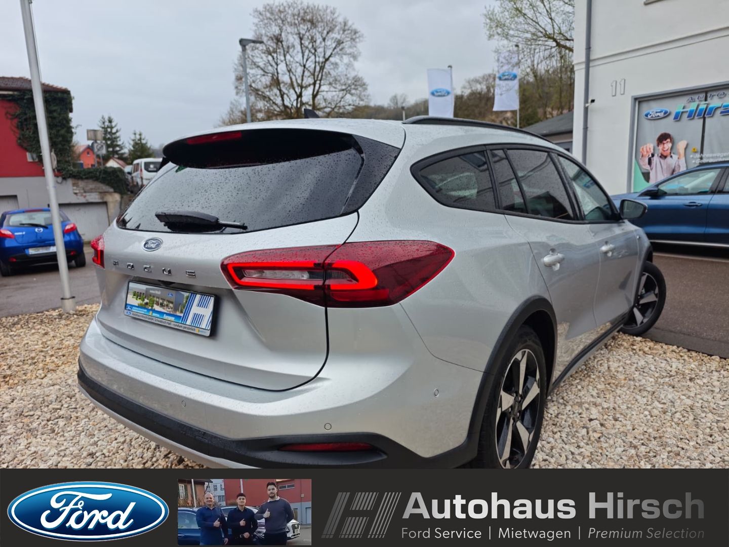 Ford Focus Turnier Active Navi LED ACC Apple CarPlay