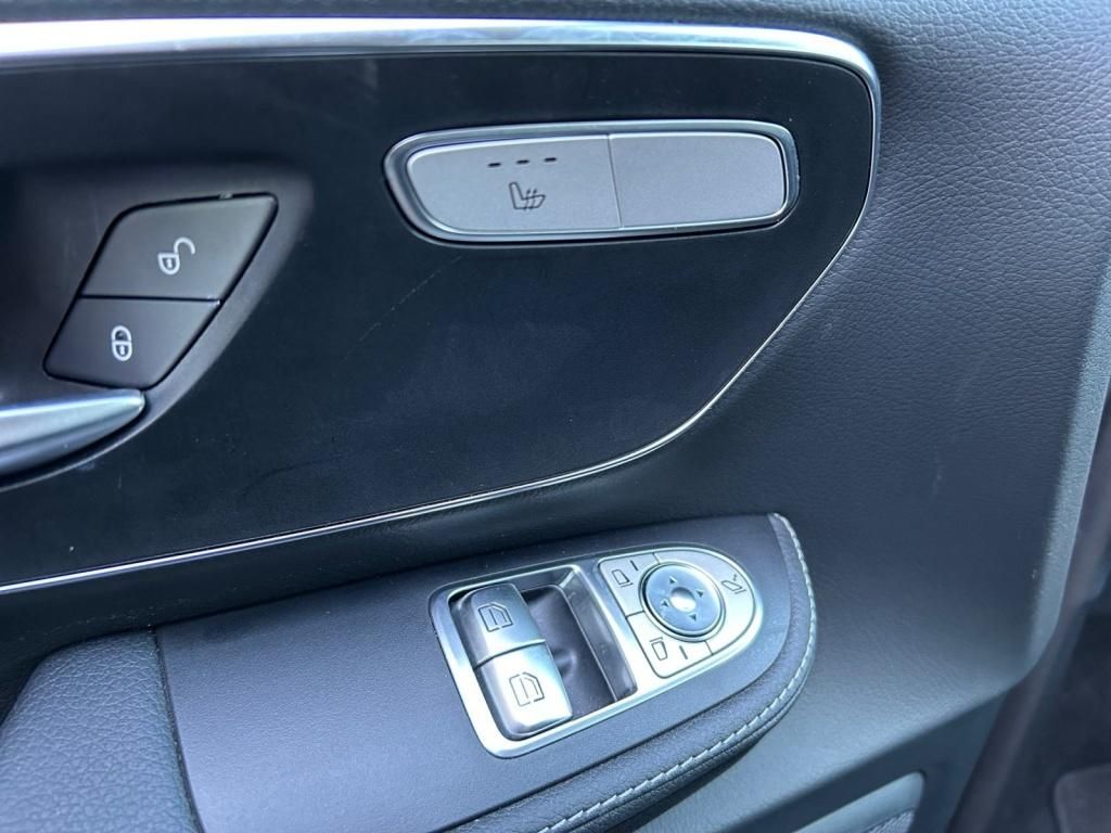 Mercedes-Benz V-Klass Marco Polo 300 d - Samsaru's Car Outlet