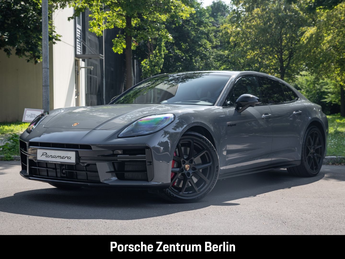 Porsche Panamera 4S E-Hybrid Surround-View Sportabgas
