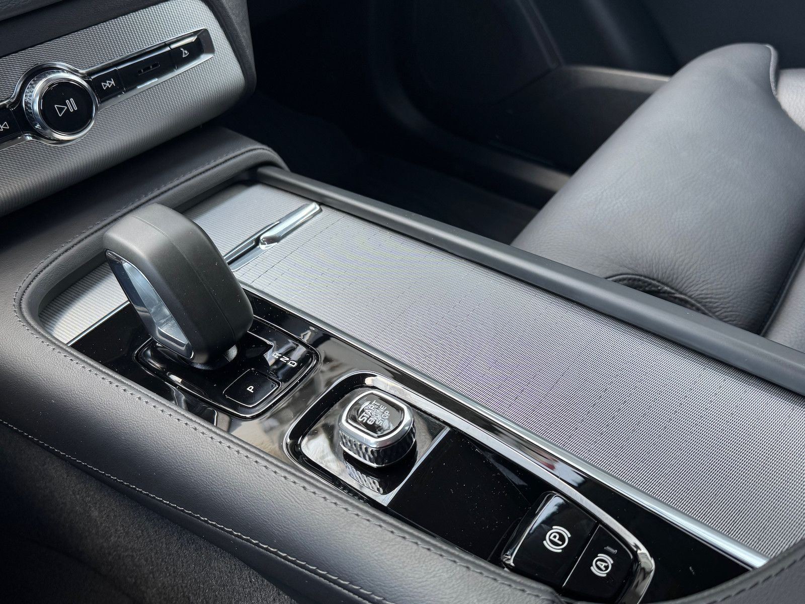 Volvo XC90 B5*Plus Bright*NP 87910*7Sitze*360°*AHK