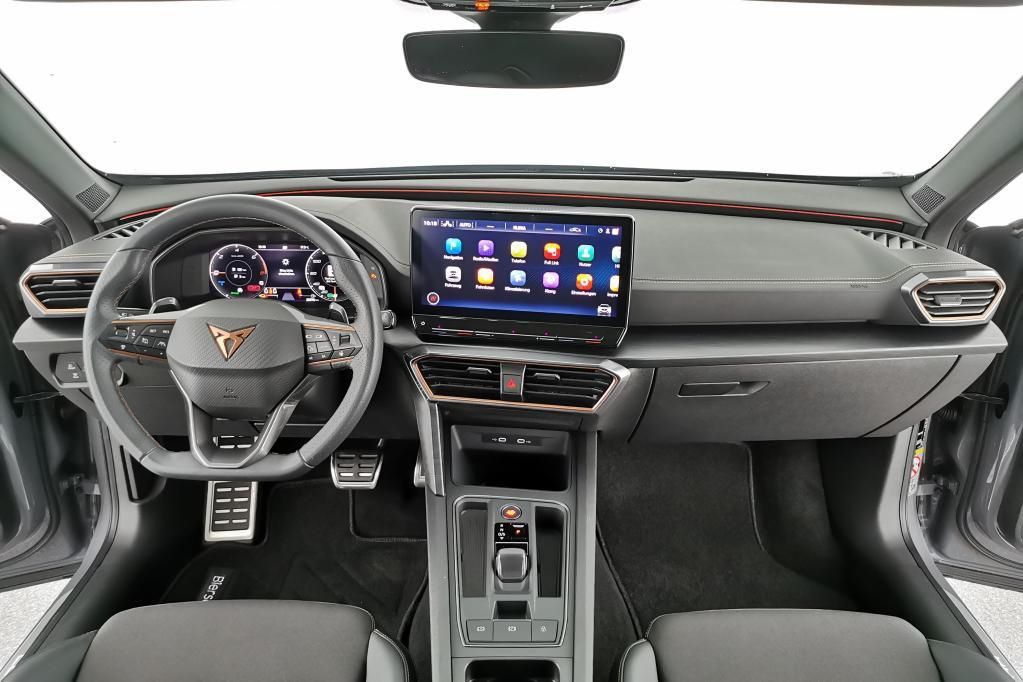 Cupra Formentor VZ Priority 1.4 TSI e-HYBRID 180kW AHK