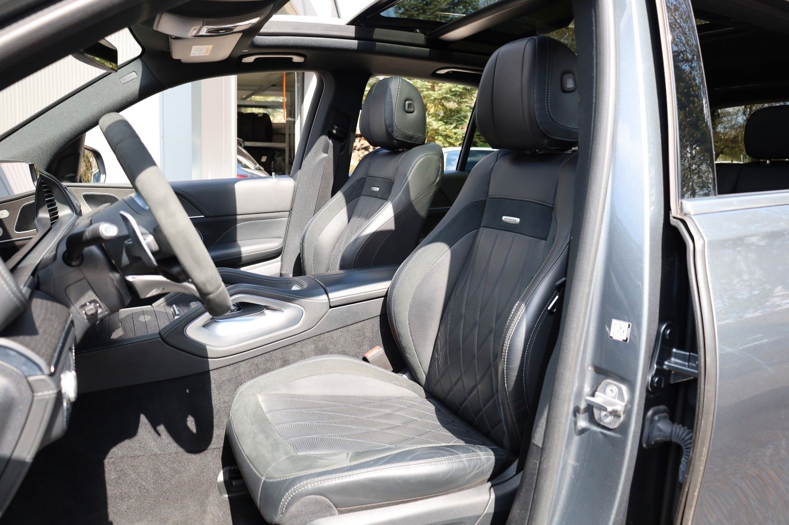 Mercedes-Benz GLE 53 AMG 4M+/PANO/360°/22"/Dynamic+/Memory/VOL