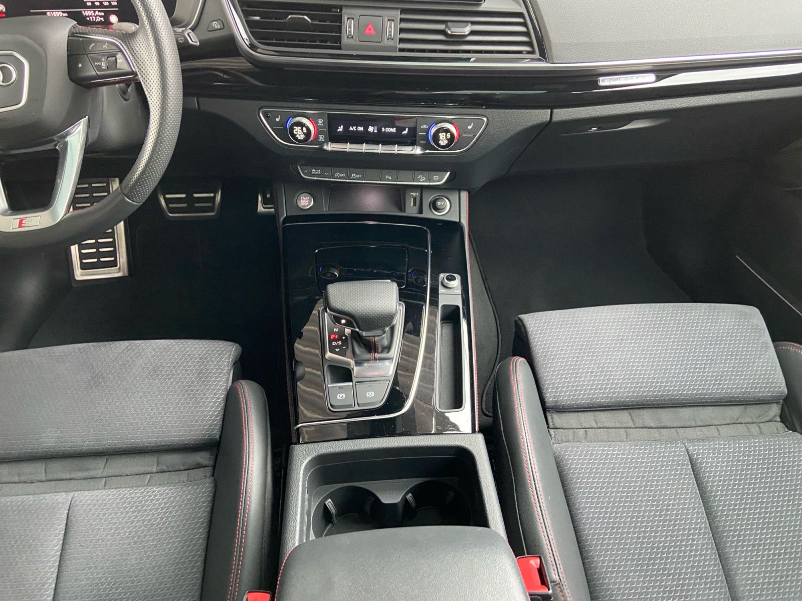 Audi Q5 45TFSI quattro tip-trc S-Line Standh Pano HUD