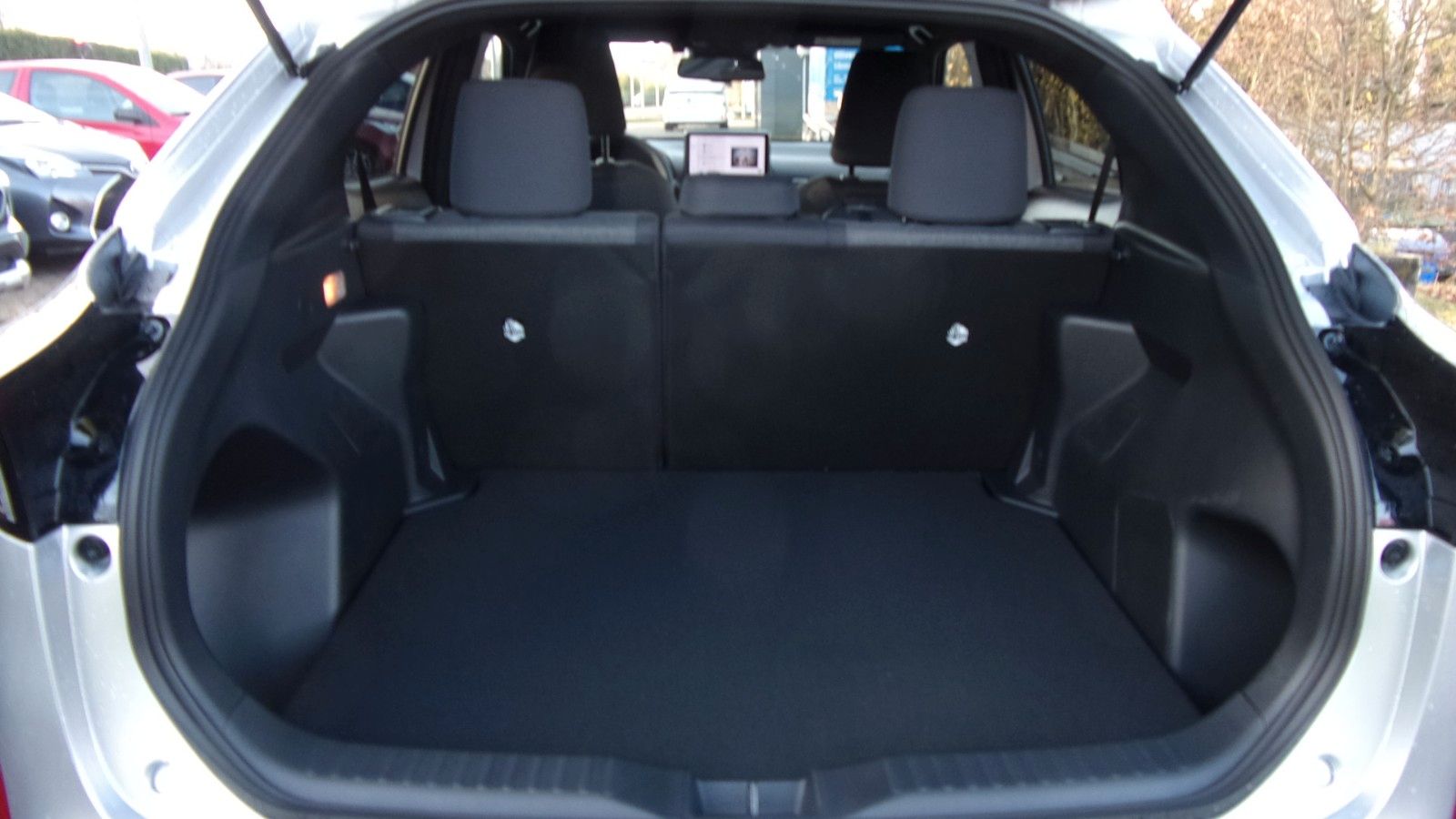 Toyota Yaris Cross 1,5-l-VVT-iE Teamplayer Safety P. V