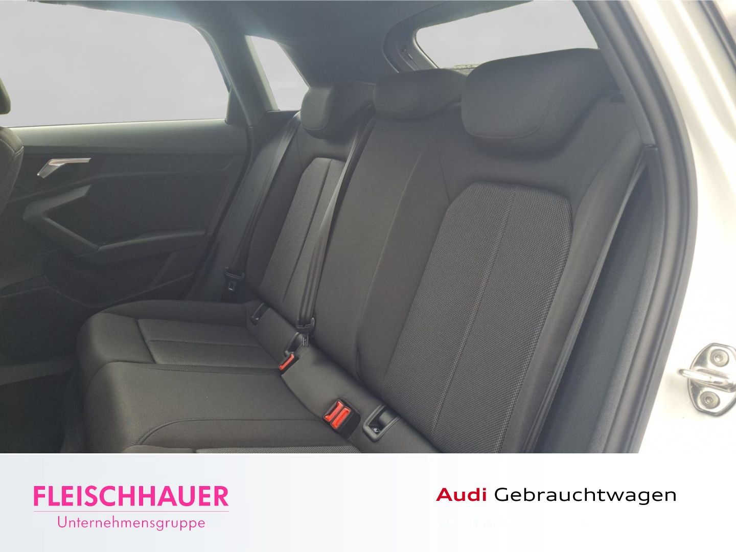 Audi A3 Sportback 40 TFSI e S line  DSG+Navi+LED+CarP