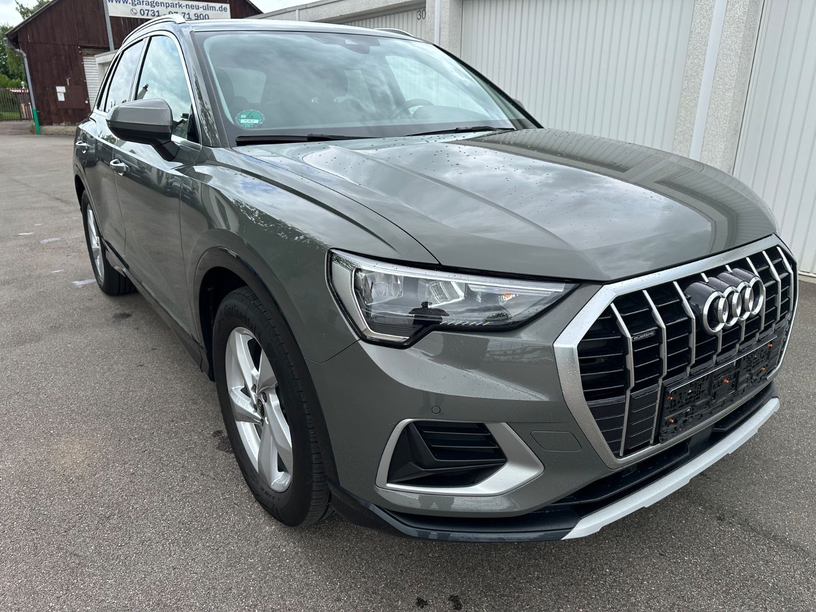 Audi Q3 35 TDI quattro advanced - Samsaru's Car Outlet