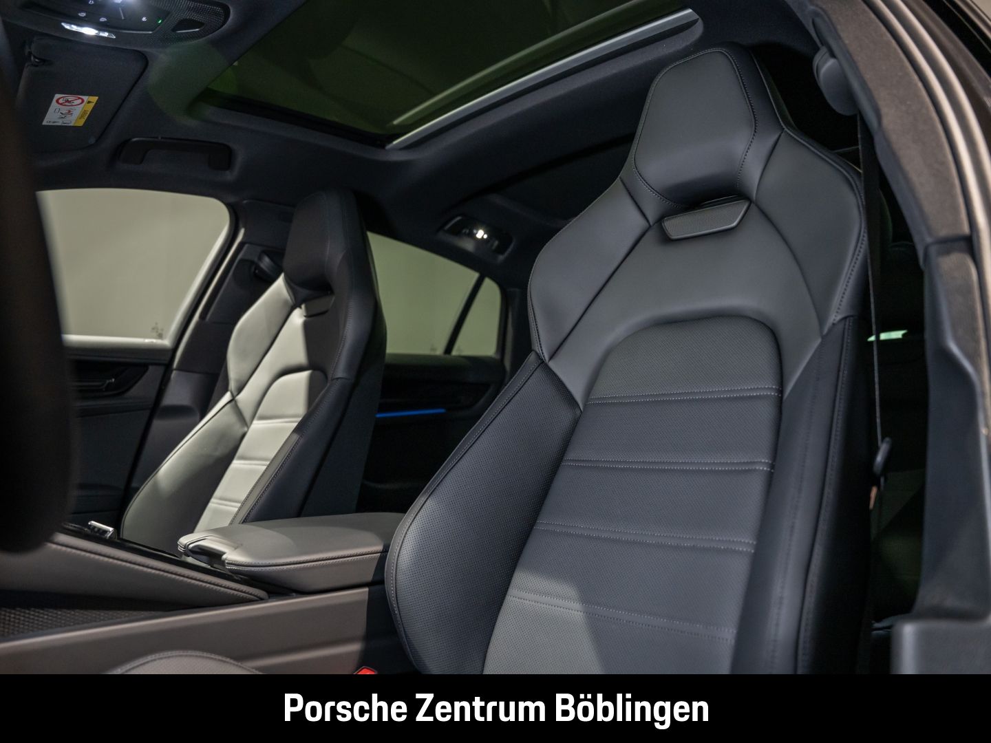 Porsche Panamera 4 E-Hybrid HA-Lenkung InnoDrive Head-Up