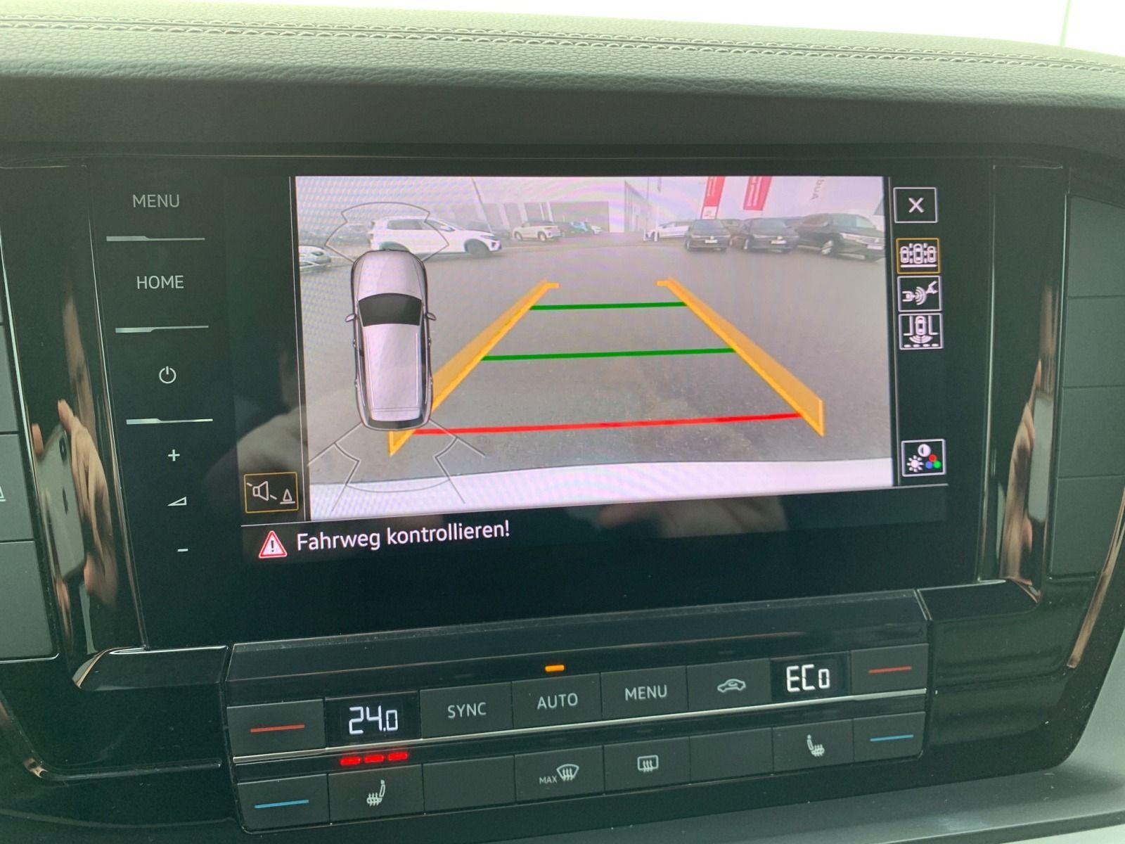 Volkswagen Touareg 3.0 TDI 4Motion - Samsaru's Car Outlet
