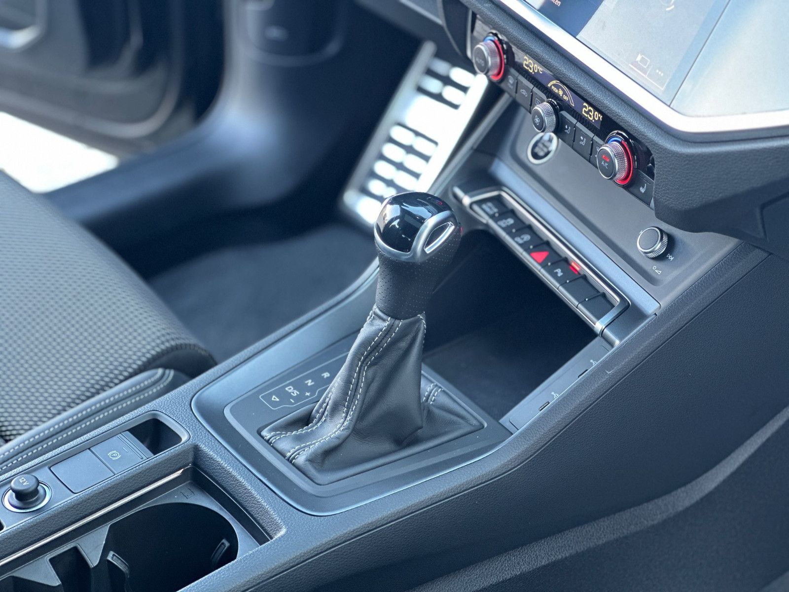 Audi Q3 35 TDI Sportback S line - Samsaru's Car Outlet