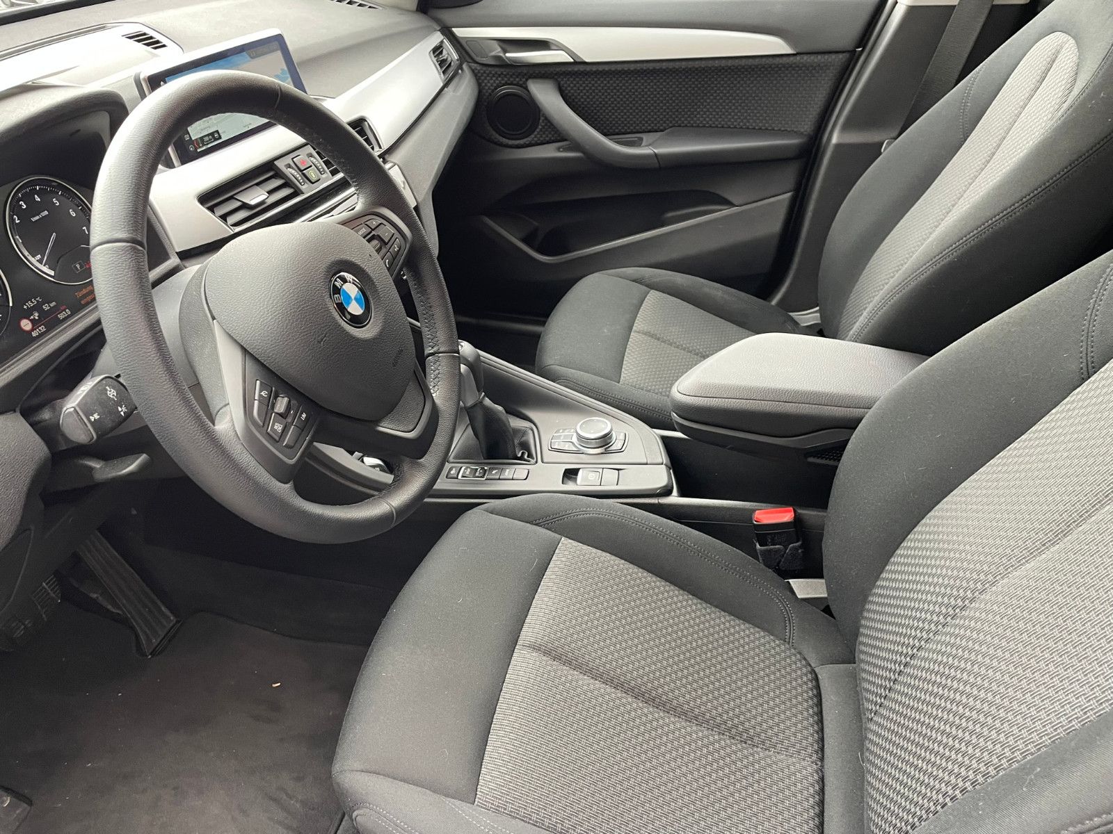 BMW X1 xDrive 25 e Advantage Automatik - Samsaru's Car Outlet