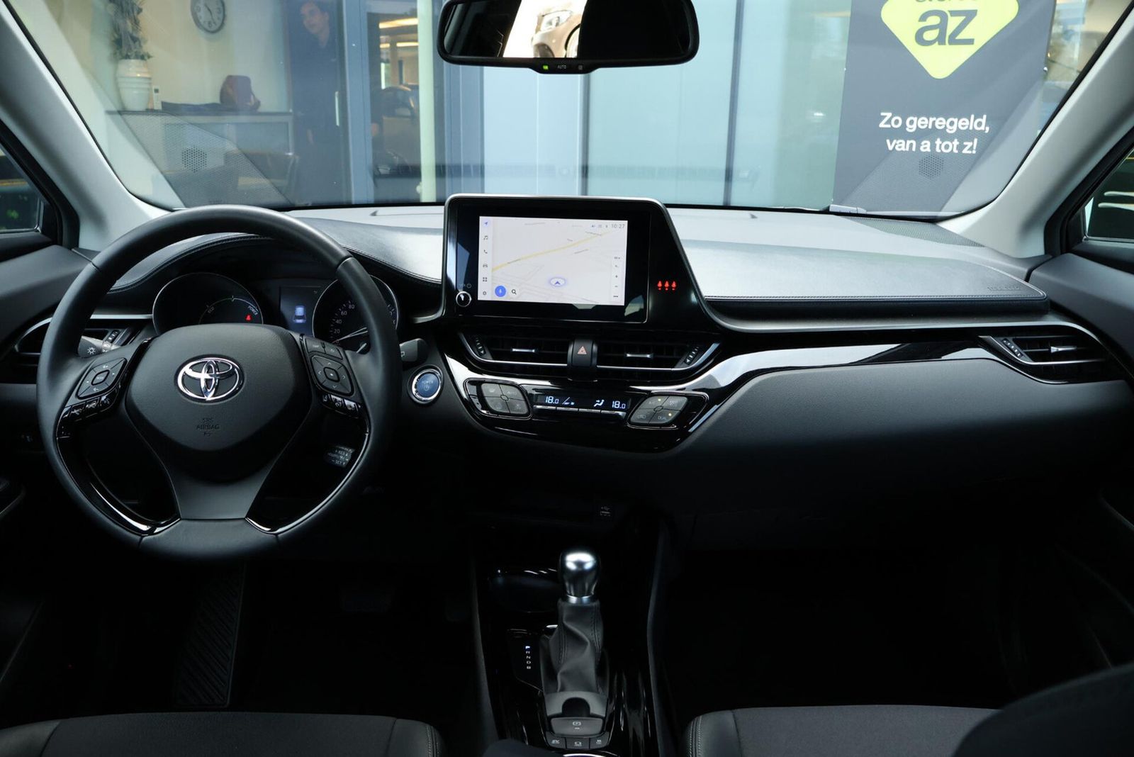 Toyota C-HR 1.8 Hybrid Dynamic - Samsaru's Car Outlet