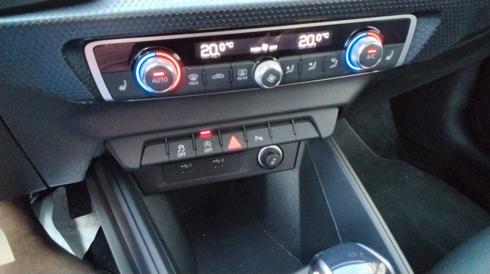 Audi A1 Sportback 30 TFSI DSG LED TEMPOMAT VIRTUELL